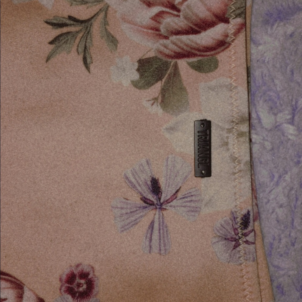 never worn ! - Picture 4 of 4